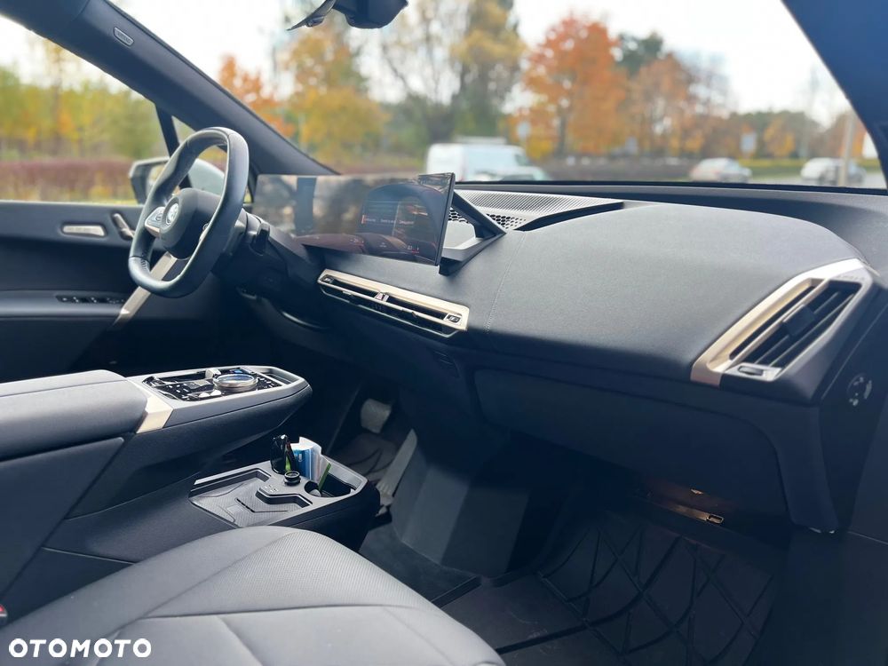 BMW iX xDrive40 76.6kWh - 15