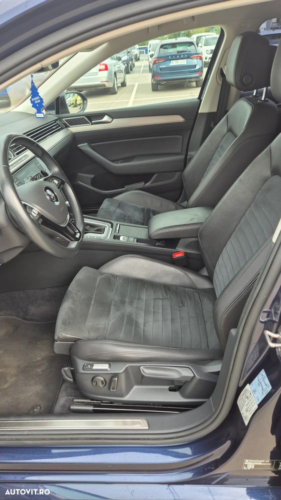 Volkswagen Passat 2.0 TDI DSG Highline - 12