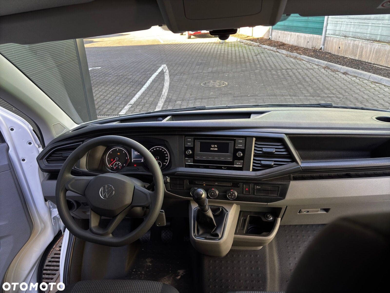 Volkswagen Transporter T6.1 Furgon 2.0 TDI 150KM 6b. 3m. L2 - 13