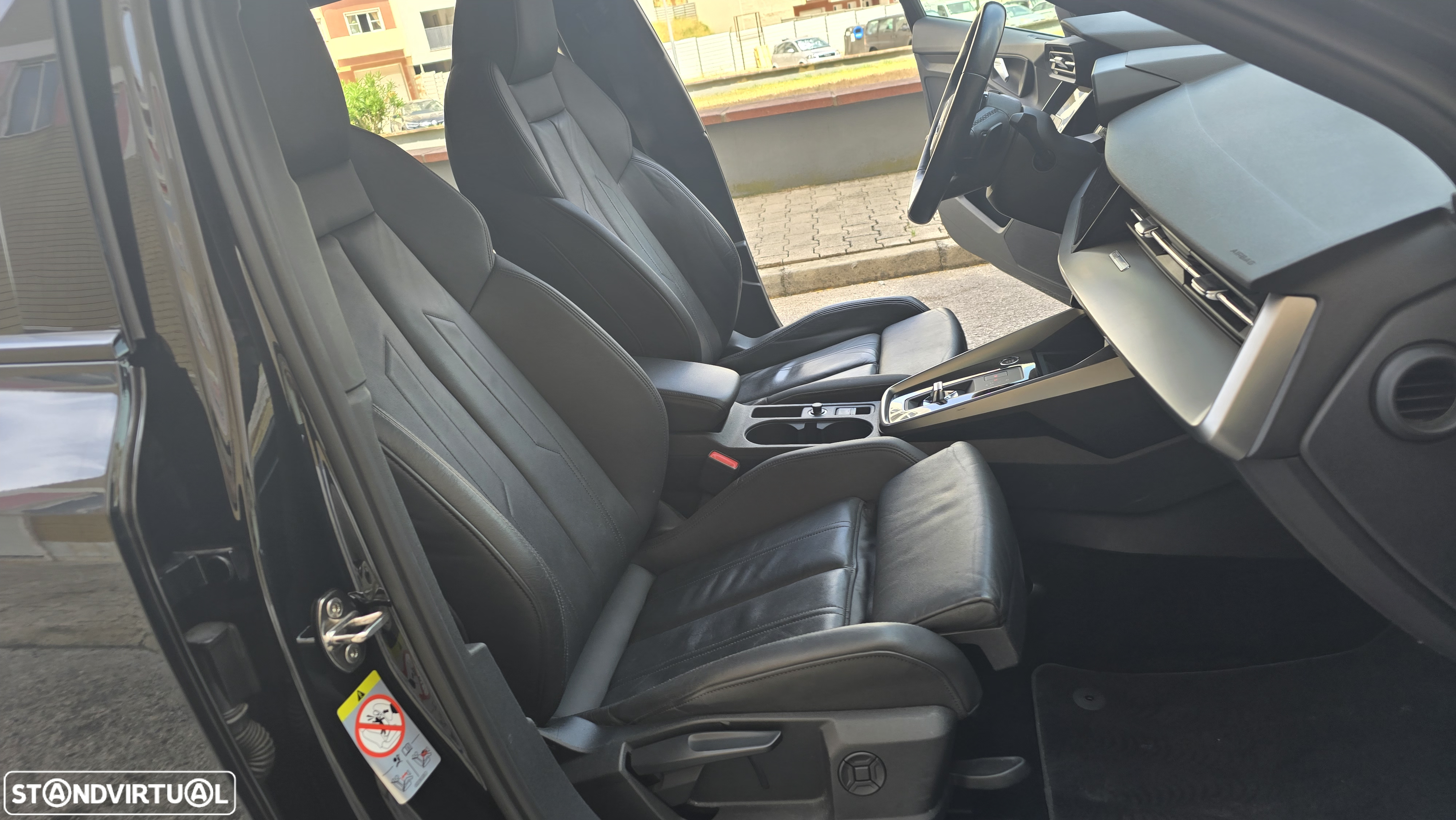 Audi A3 Sportback 40 TFSIe S line - 25