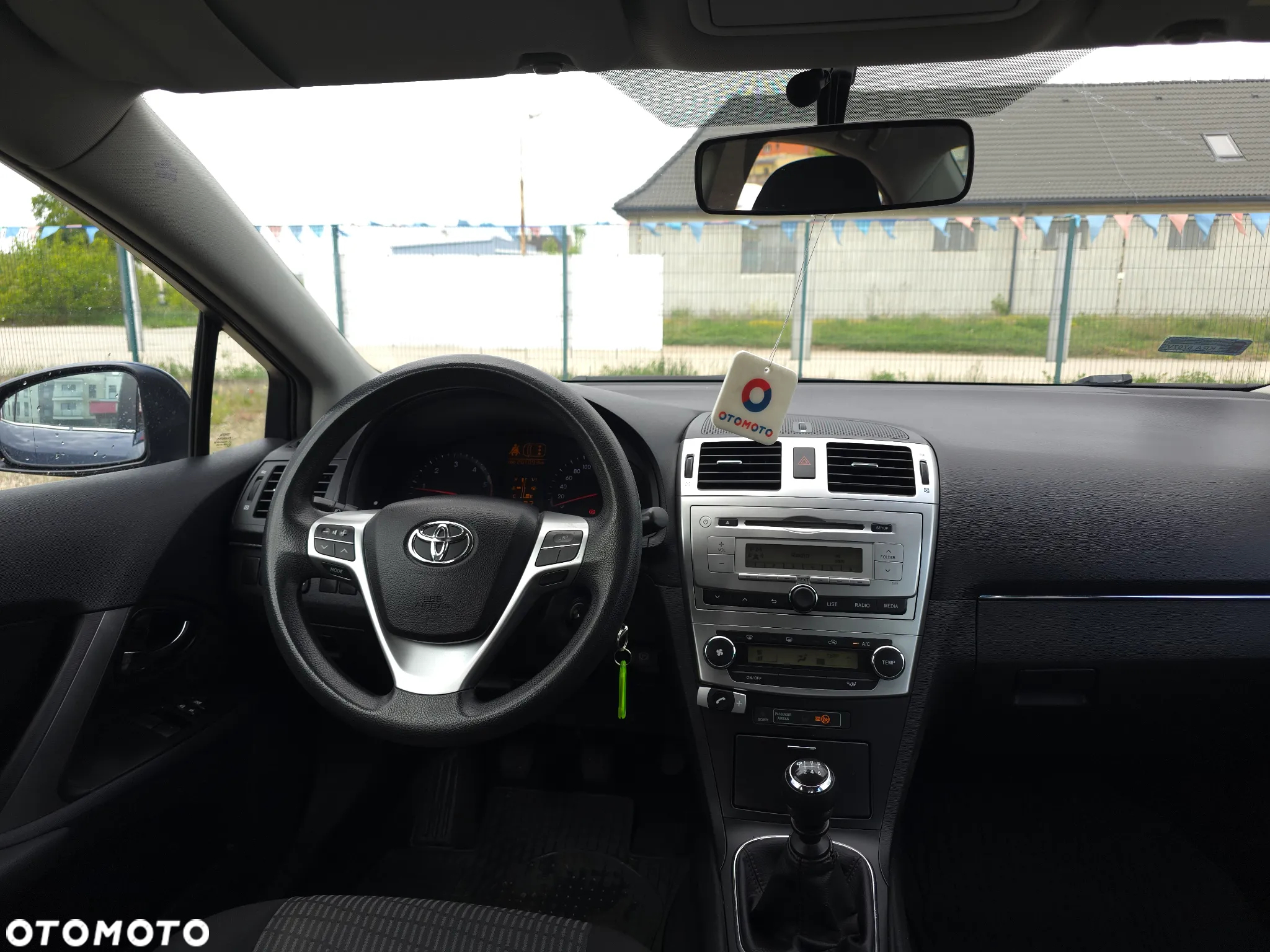 Toyota Avensis 2.0 D-4D Luna - 28