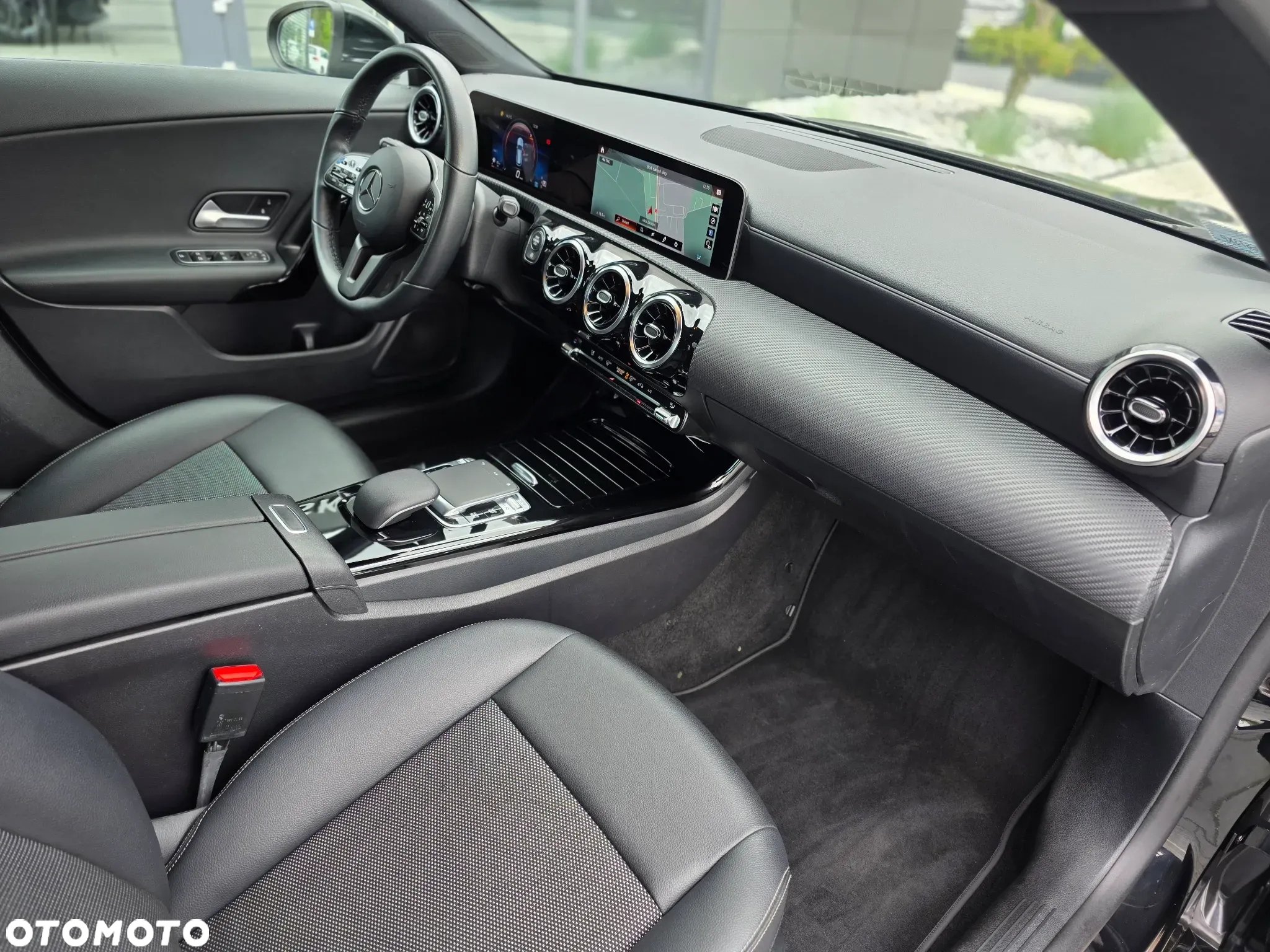 Mercedes-Benz CLA 200 AMG Line 7G-DCT - 15
