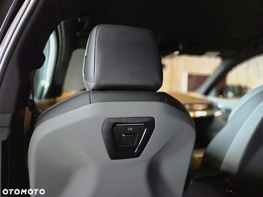 BMW Seria 5 550e xDrive PHEV M Sport - 24