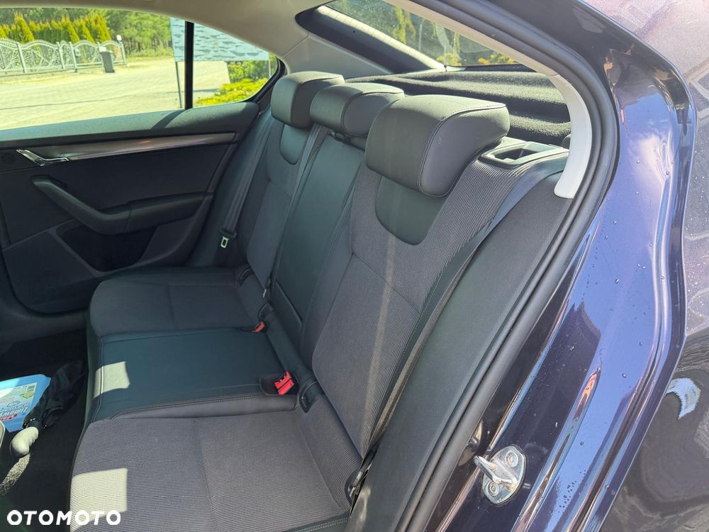 Skoda Octavia 2.0 TDI SCR Style DSG - 15