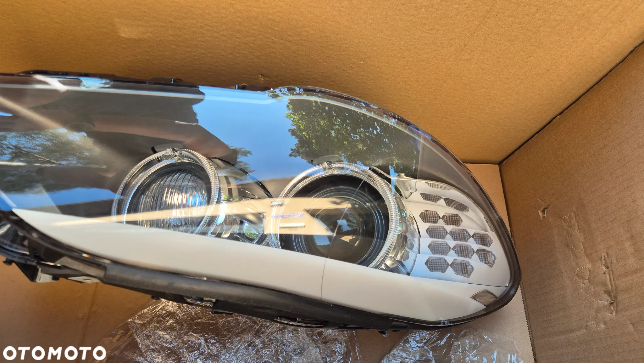 Reflektor prawy, lampa prawa BMW 5 F10 / F11 Nowy, oryginał BMW - 2