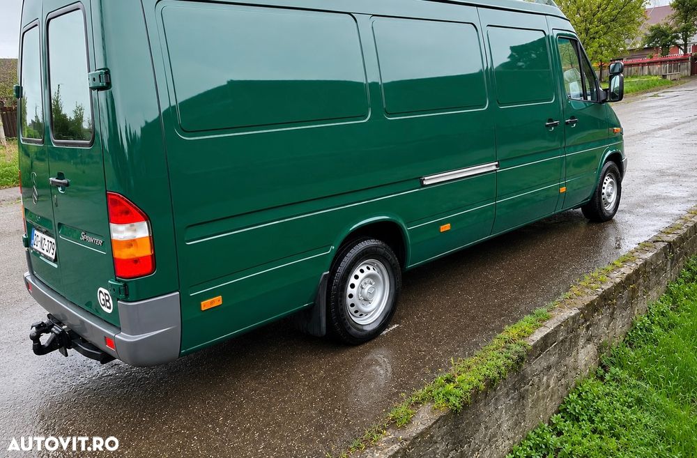 Mercedes-Benz Sprinter - 3