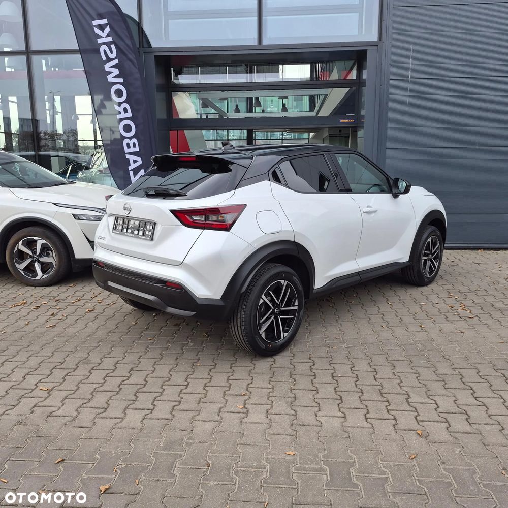 Nissan Juke 1.0 DIG-T N-Connecta DCT - 4
