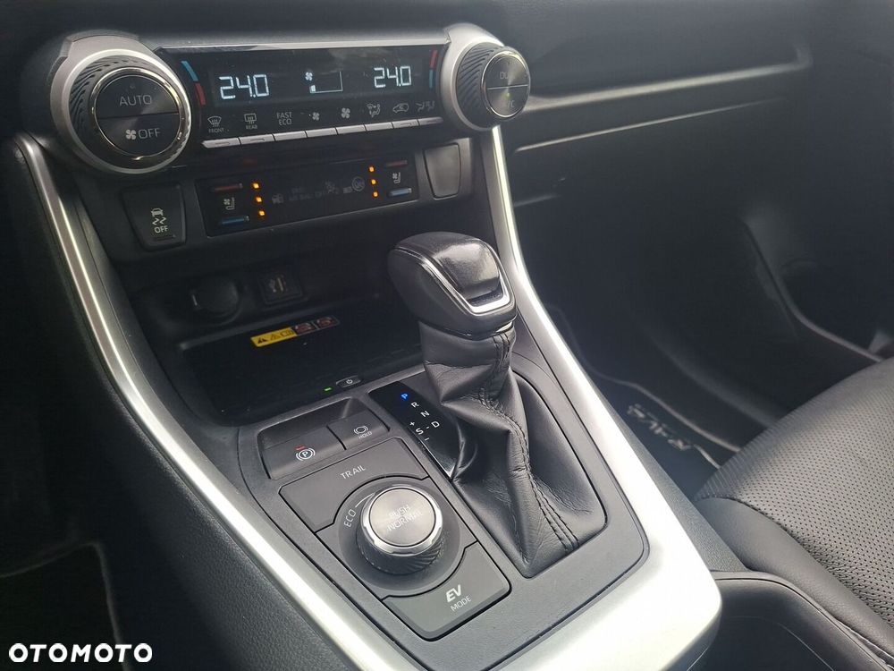 Toyota RAV4 - 27