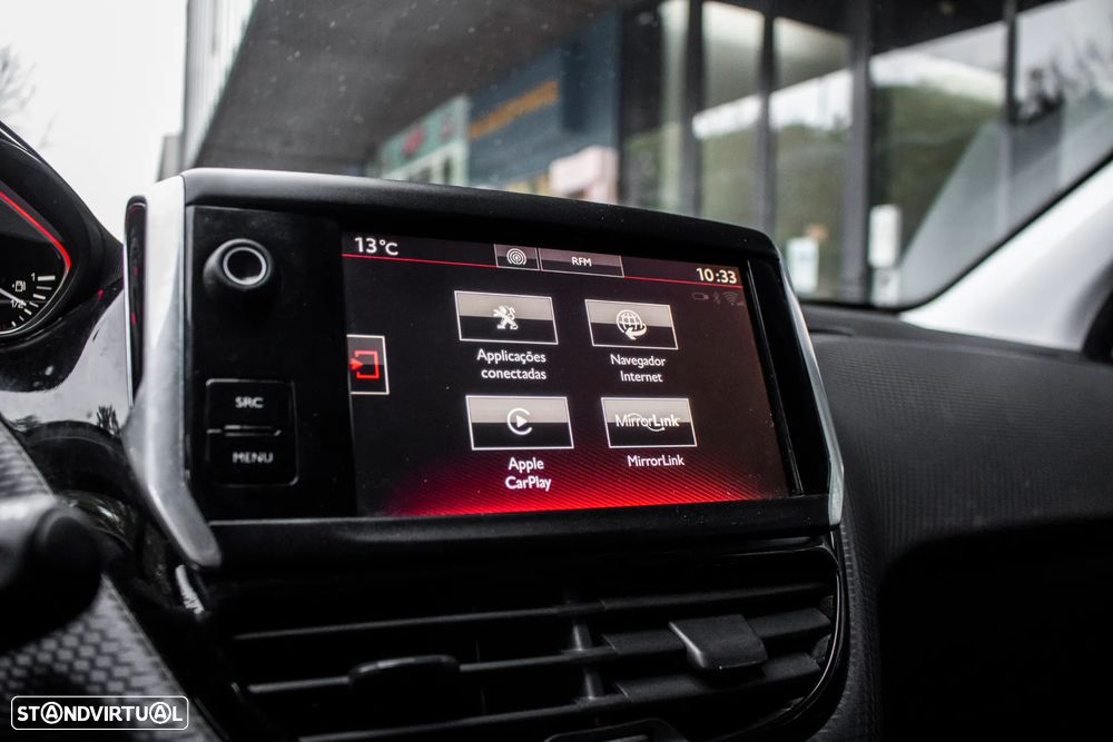 Peugeot 2008 1.2 PureTech GT Line - 34