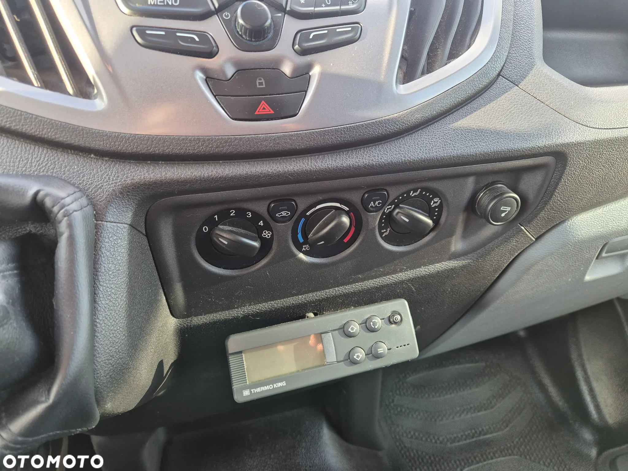 Ford Transit - 11