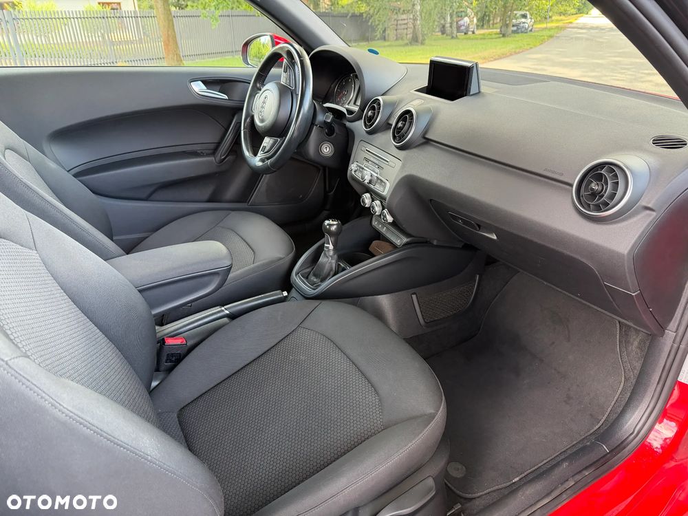 Audi A1 3-drzwiowe 1.6 TDI S line Sportpaket - 14