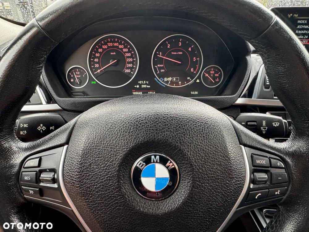 BMW Seria 3 320d Sport Line Shadow - 18