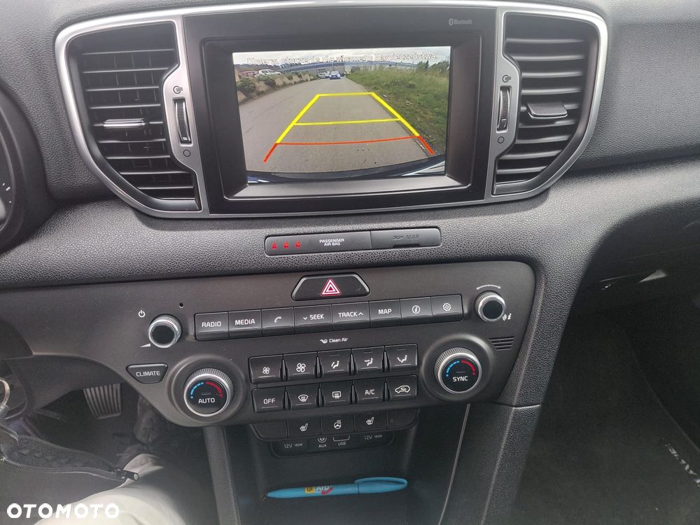 Kia Sportage 2.0 CRDI 4WD Fifa World Cup Edition - 9