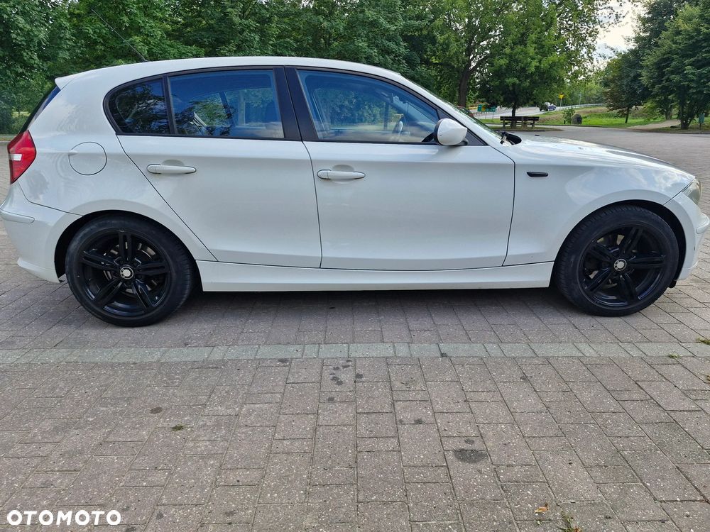 BMW Seria 1 120d DPF Edition Lifestyle - 4