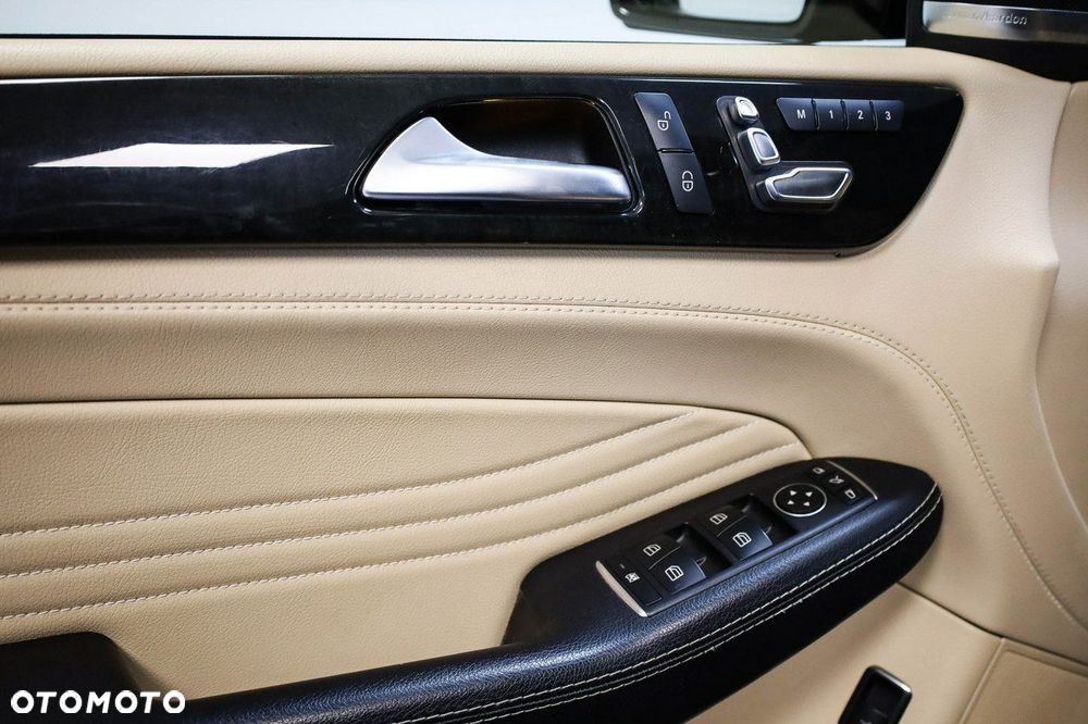 Mercedes-Benz GLE - 18