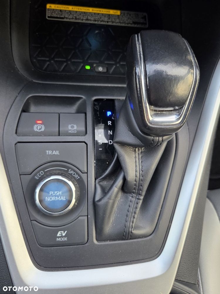 Toyota RAV4 2.5 Hybrid Executive 4x4 - 23