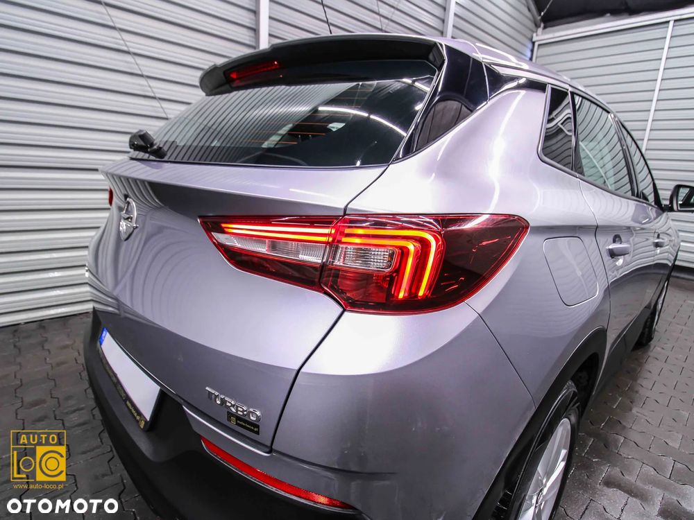 Opel Grandland X 1.2 T Enjoy S&S - 33