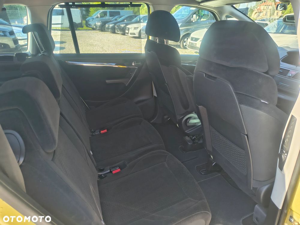 Citroën C4 Grand Picasso 2.0 16V 7-Sitzer EGS6 Exclusive - 22