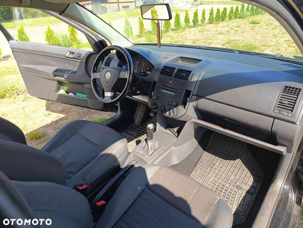 Volkswagen Polo 1.2 Tour - 11