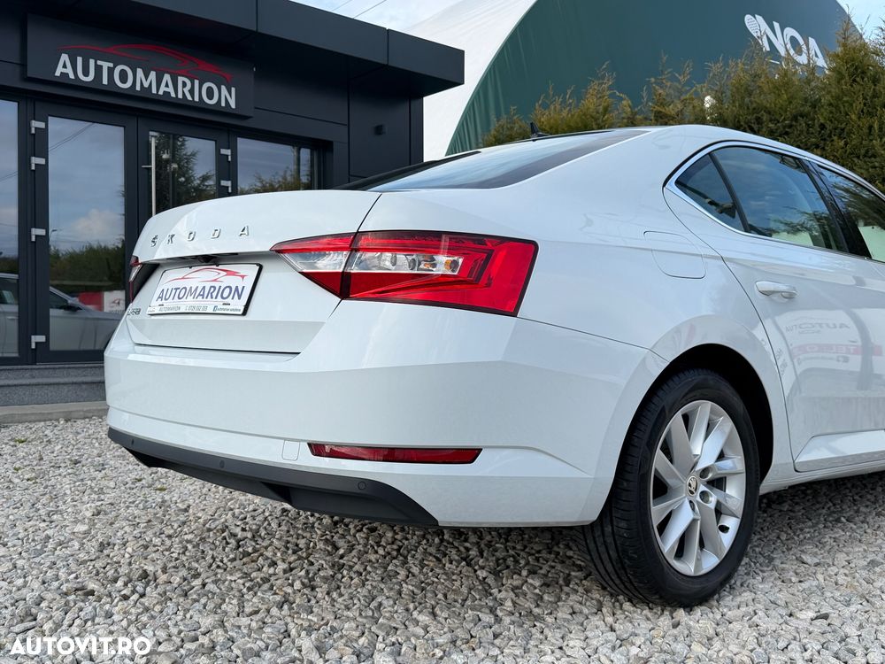 Skoda Superb 2.0 TDI DSG Style - 24