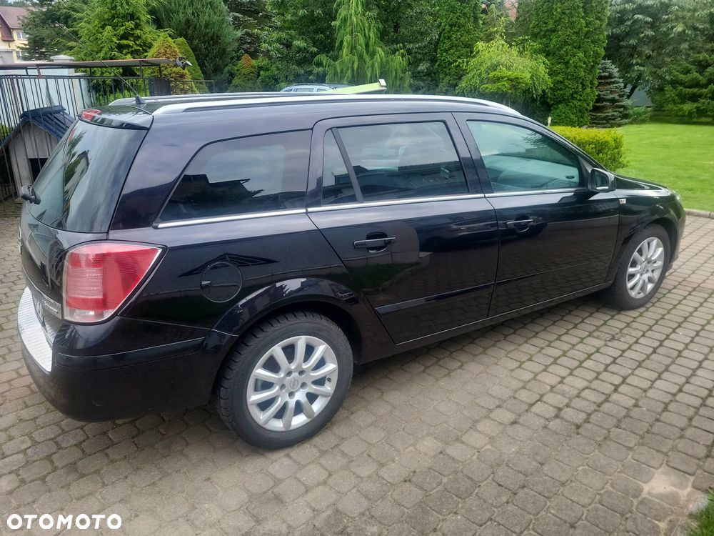 Opel Astra 1.6 Caravan Enjoy - 14