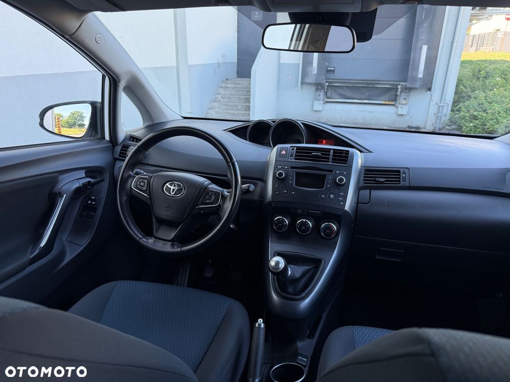 Toyota Verso 1.6 Active EU6 - 12