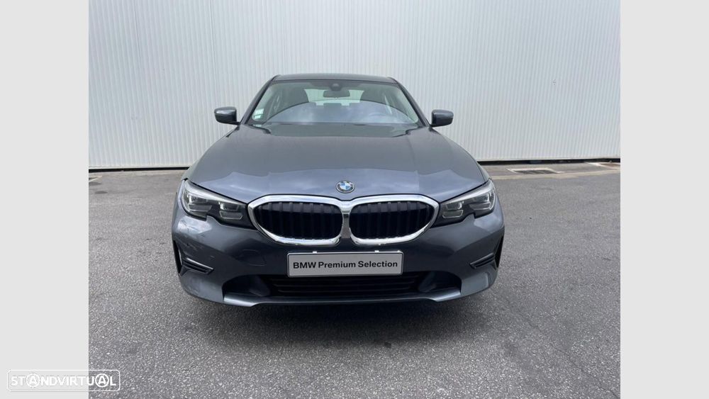 BMW 330 - 2