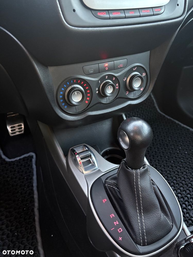 Alfa Romeo Mito TB 1.4 16V MultiAir TCT Super - 17