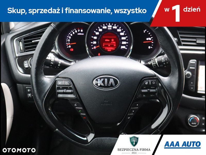 Kia Ceed - 17