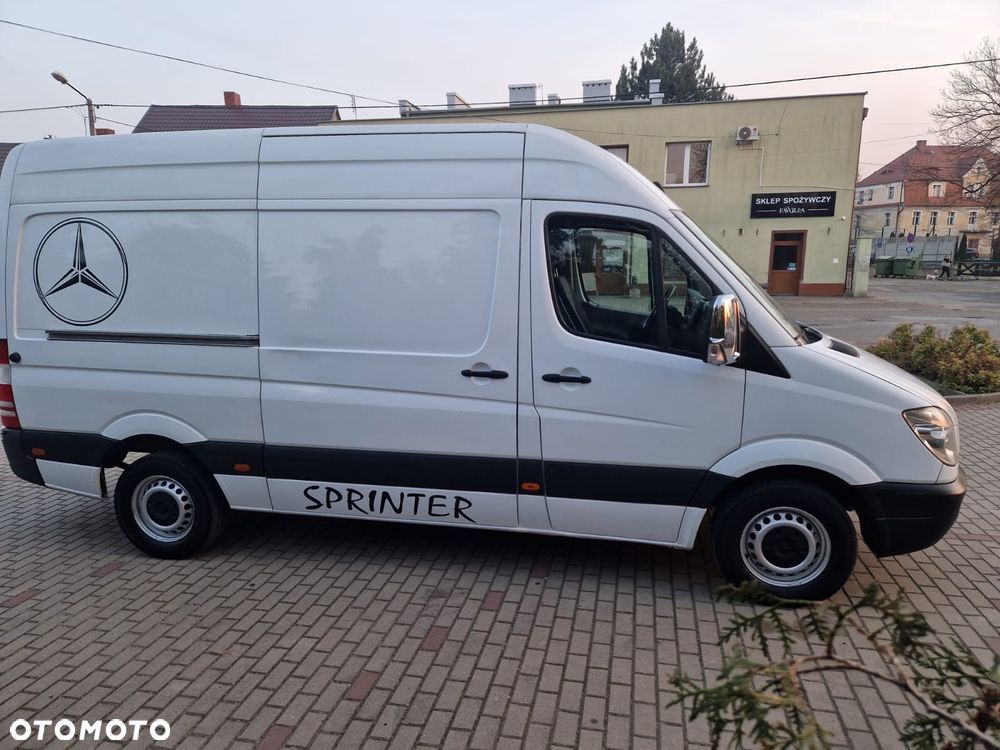 Mercedes-Benz Sprinter - 3