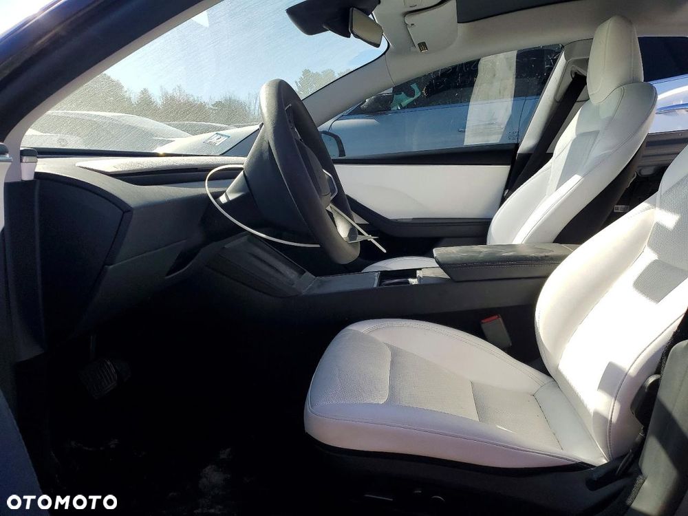 Tesla Model 3 Long Range AWD - 7