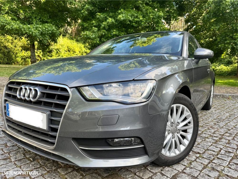 Audi A3 1.6 TDI Sport - 1