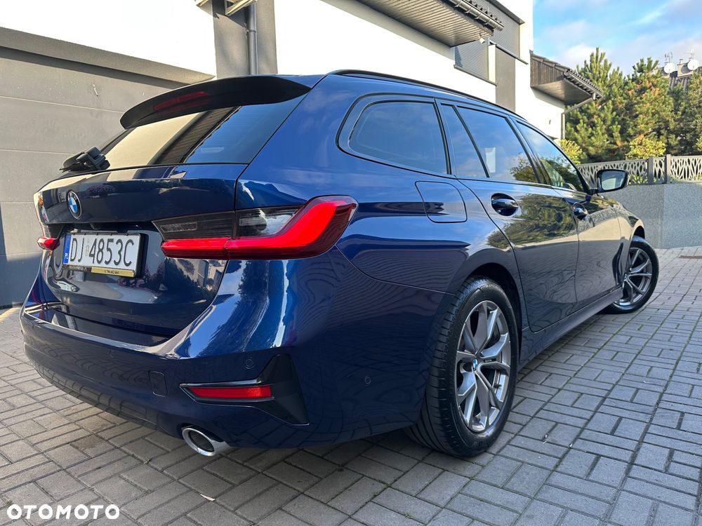 BMW Seria 3 320i Touring Sport Line - 4