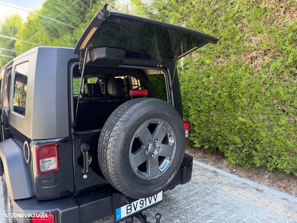 Jeep Wrangler - 19