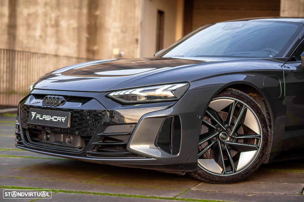 Audi e-tron GT quattro - 19