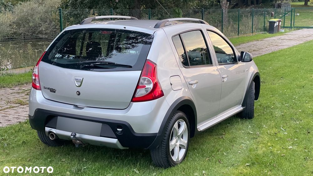 Dacia Sandero 1.6 Laureate - 7