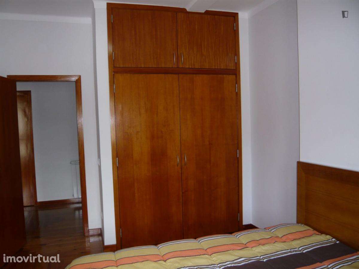 Quarto - localizado em Cidral Coimbra - Grande imagem: 2/10
