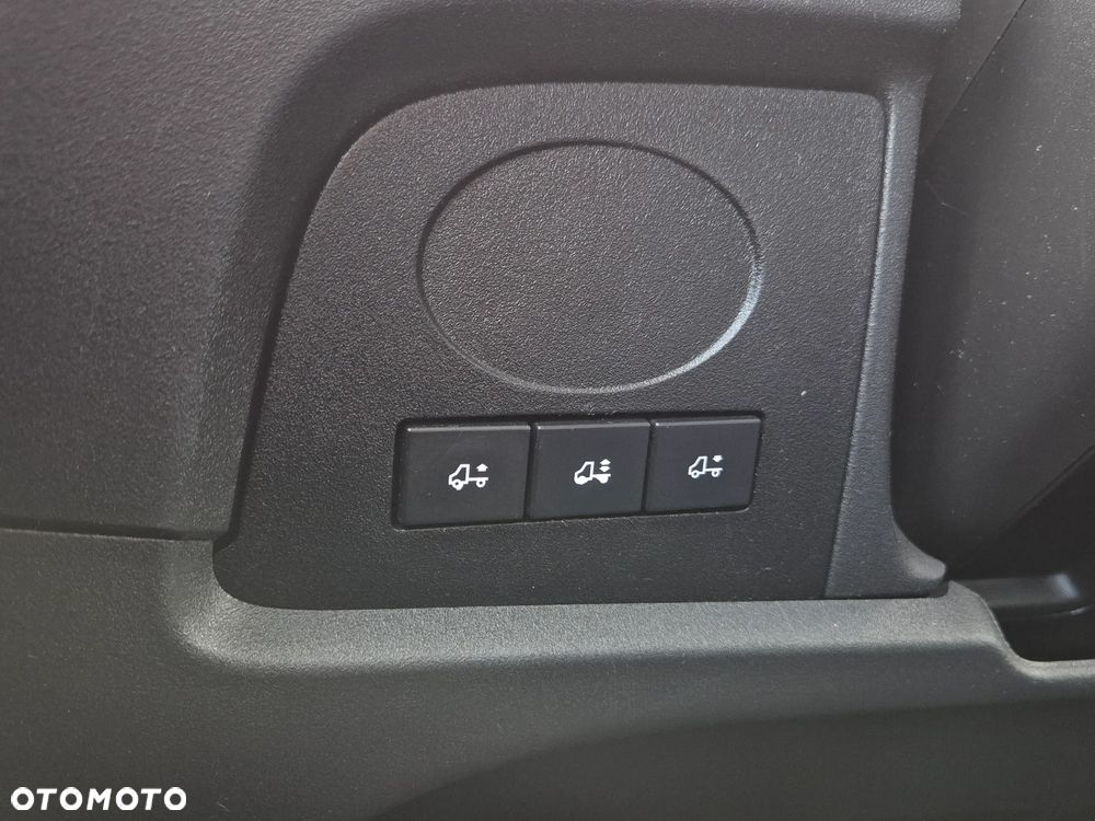 Iveco Daily 35S14 Hi-Matic, kontener 8PAL, pneumatyka, klimatyzacja - 10