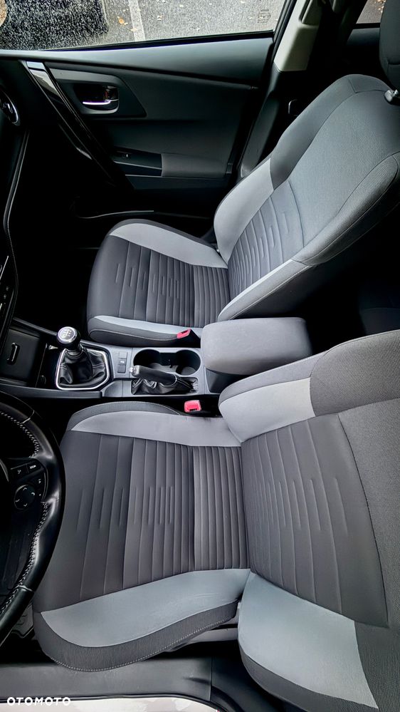 Toyota Auris 1.6 Comfort - 13