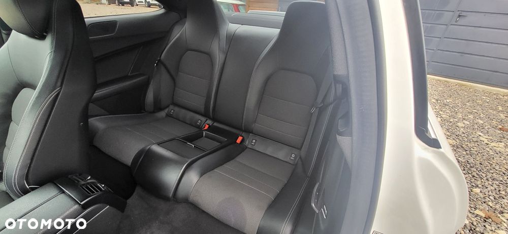 Mercedes-Benz Klasa C 180 (BlueEFFICIENCY) - 13