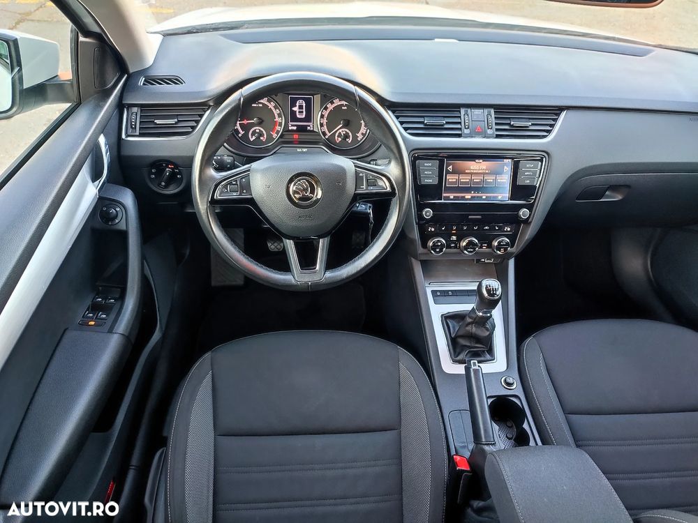 Skoda Octavia - 6