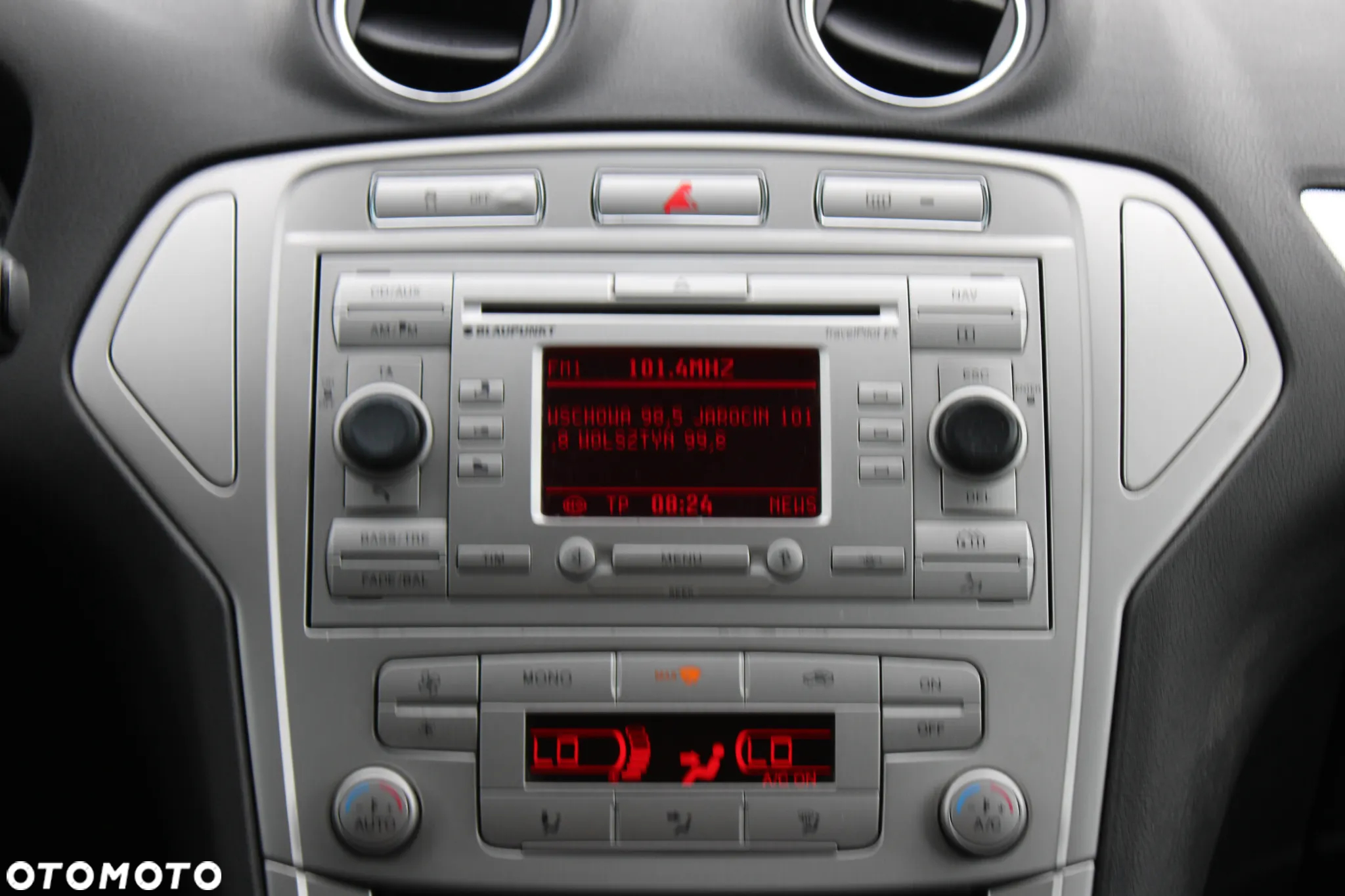 Ford Mondeo 2.0 FF Ghia - 27