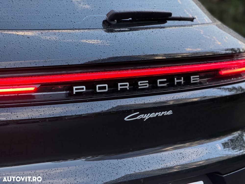 Porsche Cayenne Tiptronic S Black Edition - 32