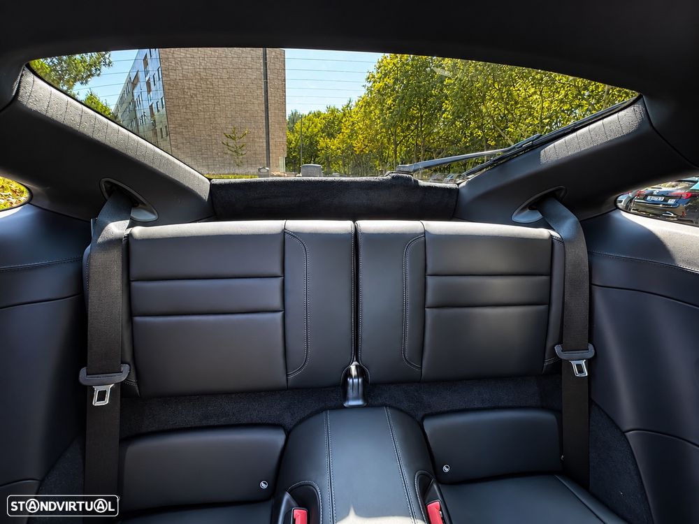 Porsche 911 (992) - 18