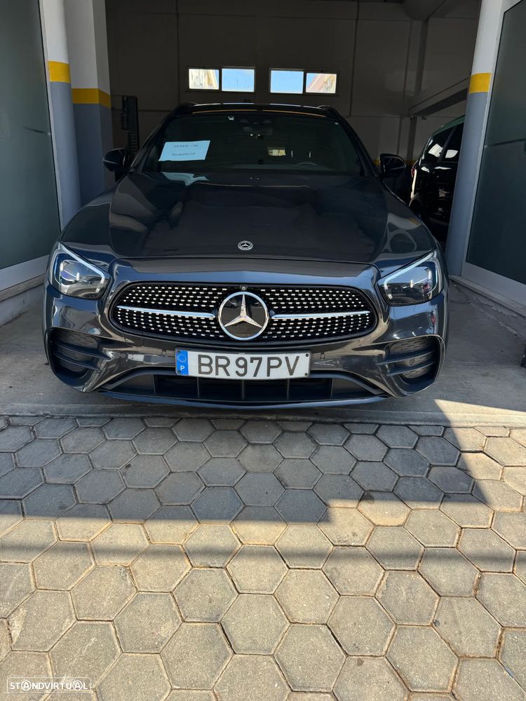 Mercedes-Benz E 300 Bluetec Hybrid Avantgarde - 1