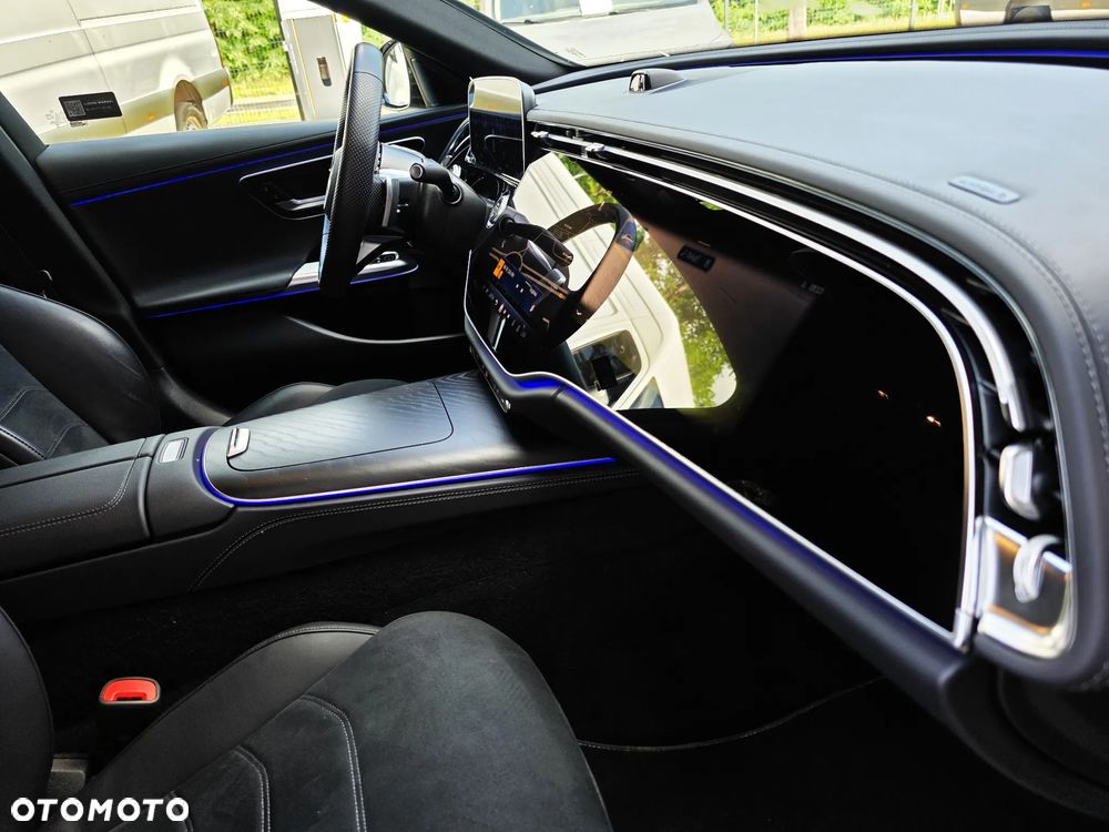 Mercedes-Benz Klasa E 220 d mHEV 4-Matic AMG 9G-Tronic - 20