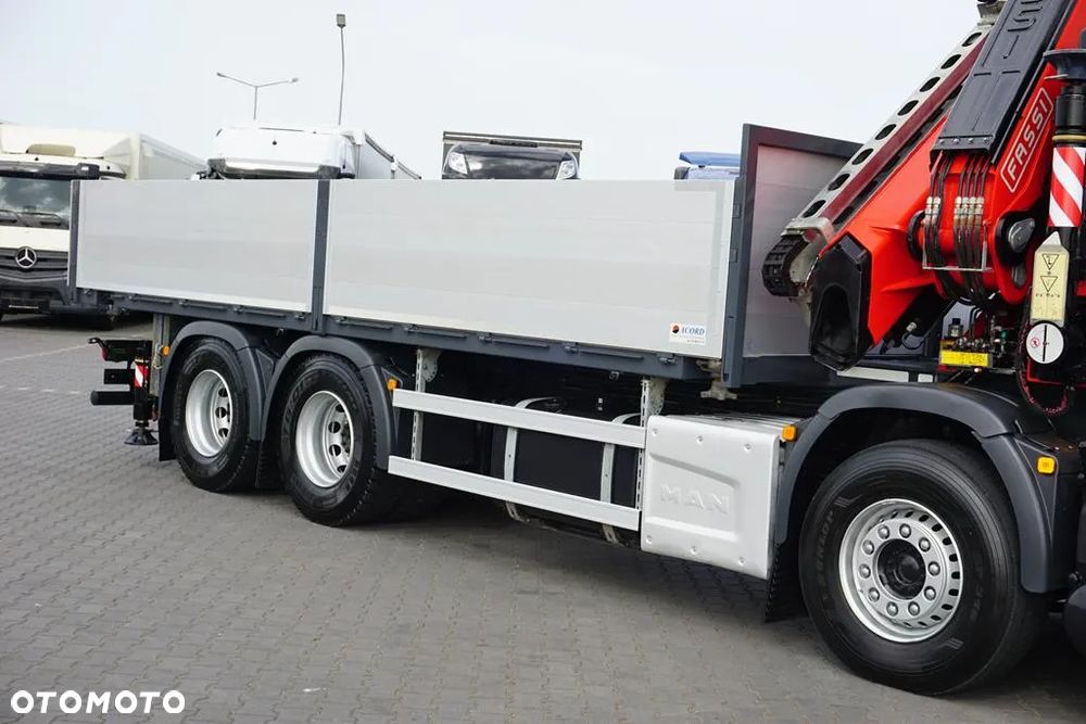 MAN TGS / 35.470 / E 6 / SKRZYNIOWY + HDS / FASSI F 545 / ŁAD. 13 105 KG / PILOT - 33