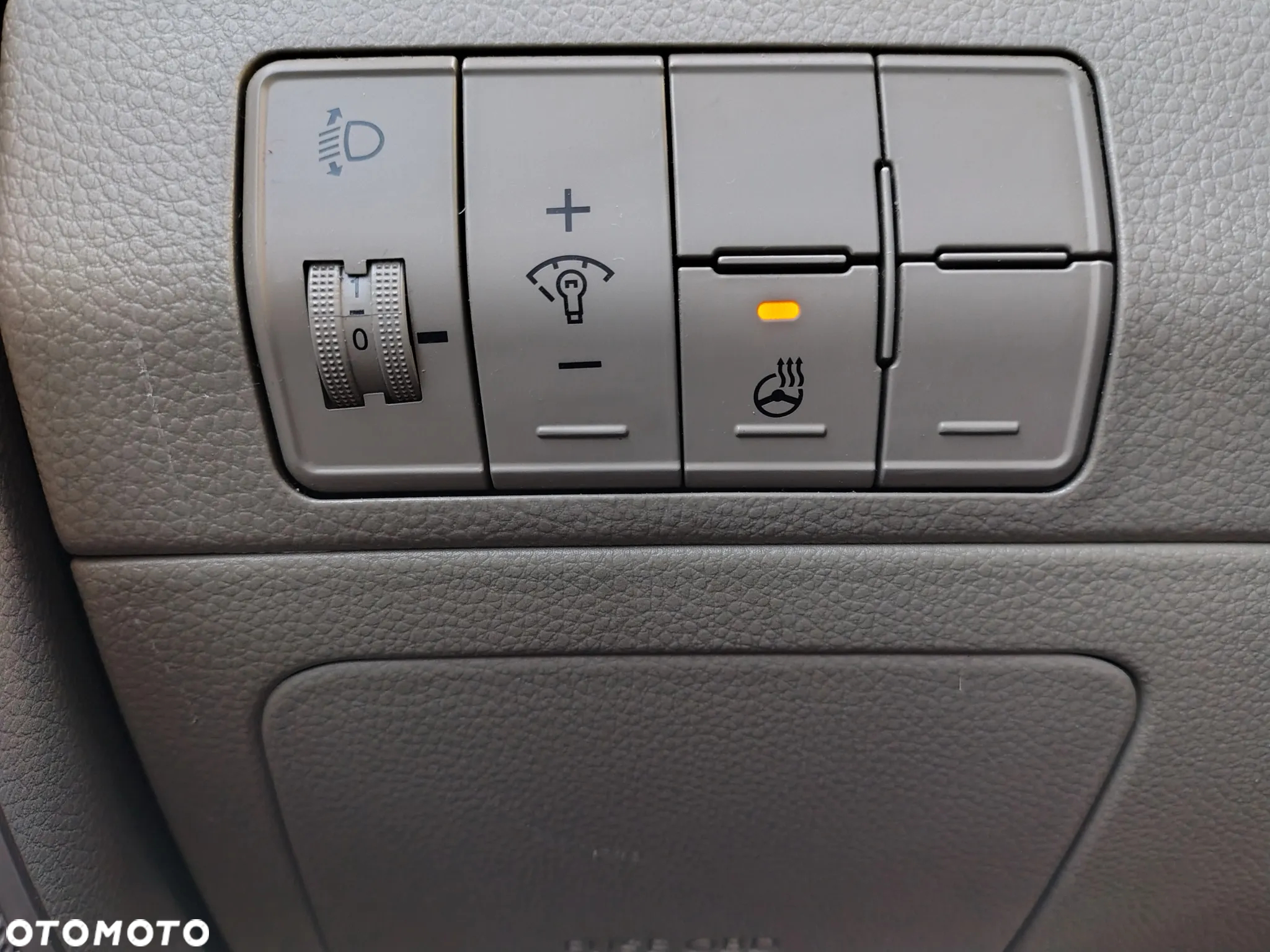 Hyundai i30 1.6 Premium - 35
