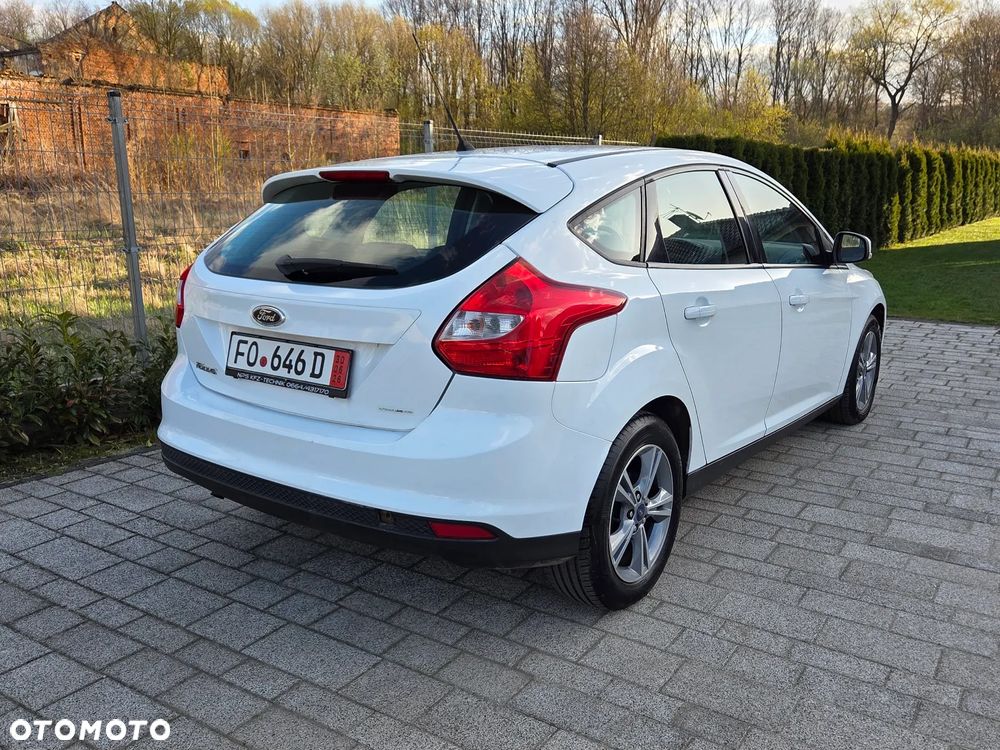 Ford Focus 1.6 Trend - 20