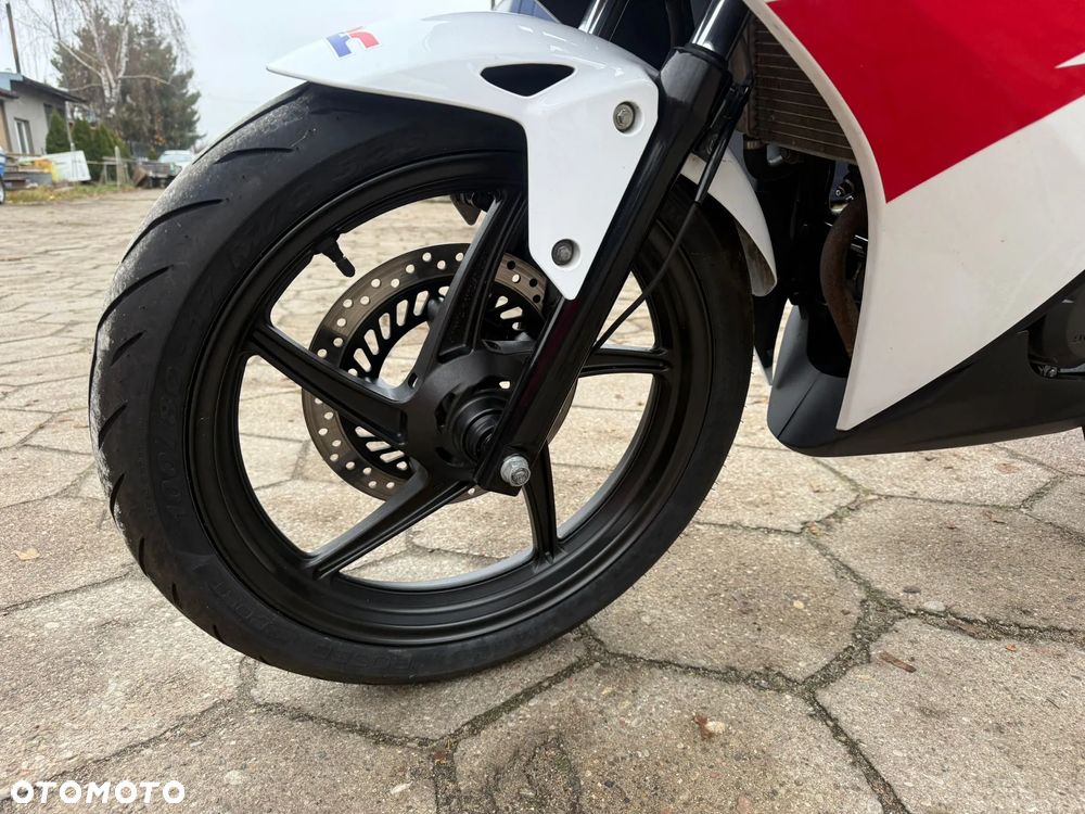 Honda CBR - 26
